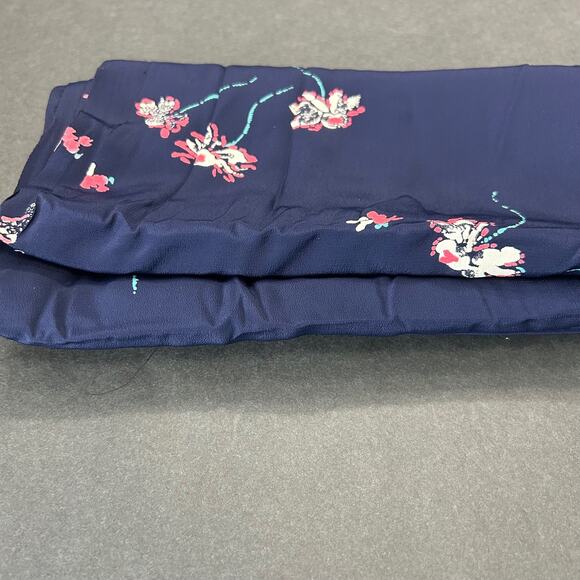 Navy Blue Rayon Batik Floral Print Fabric 42" W x 2yd 30" L - Picture 4 of 4